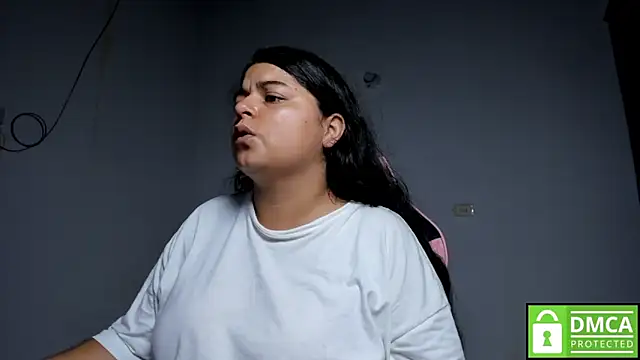 Little Shaara online show from October 28, 8:03 pm