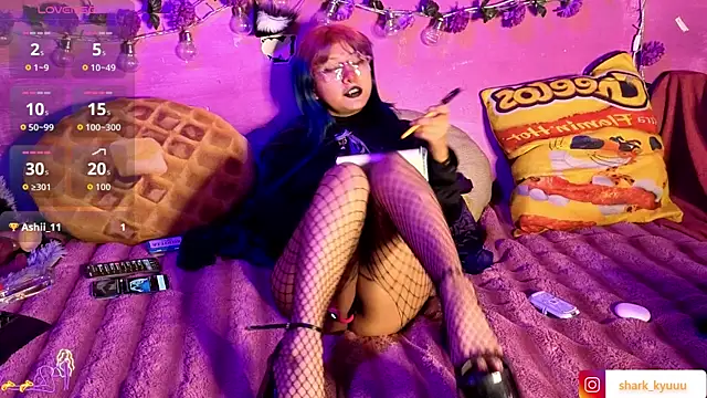 Sharkyu1 online show from January 13, 4:18 am