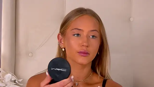 ur wet dreams online show from July 26, 4:09 am