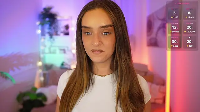 Clara Nia online show from March 18, 7:41 pm