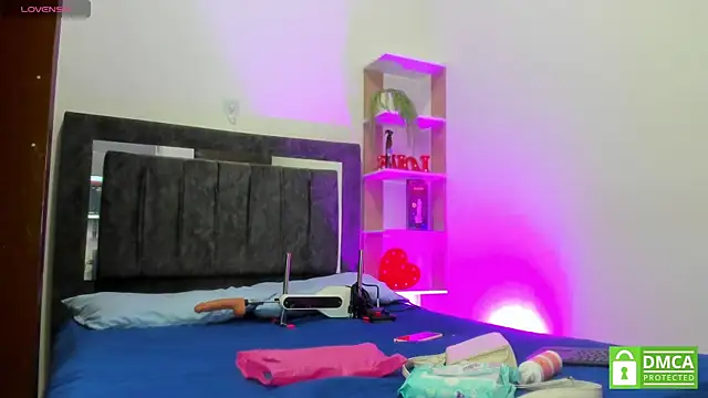 Nicol TransGirl online show from April 29, 5:21 am