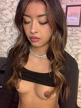 Miss karol online show from March 11, 6:21 pm