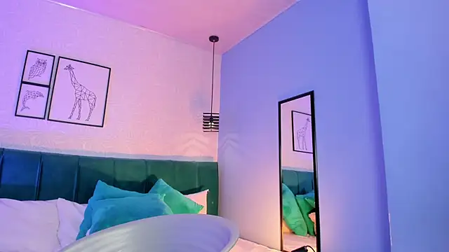 ninna curly online show from July 10, 7:42 am