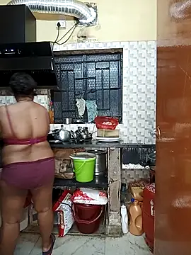 straightthing online show from September 20, 8:29 pm