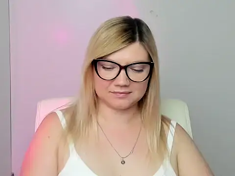 Lola moree online show from September 12, 11:39 am