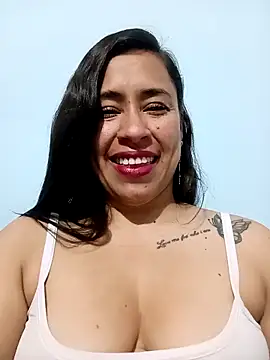 Snapshot of kamila_lovee chatting on September 22, 2:43 am kamila lovee online show from September 22, 2:43 am