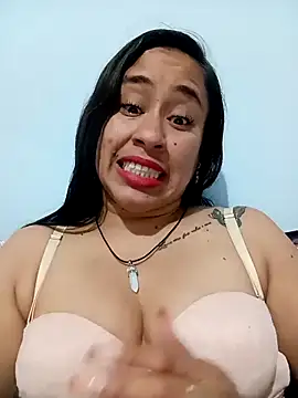 Snapshot of kamila_lovee chatting on October 11, 2:49 am kamila lovee online show from October 11, 2:49 am