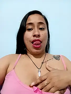 Snapshot of kamila_lovee chatting on October 10, 2:38 am kamila lovee online show from October 10, 2:38 am