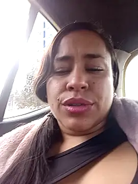 Snapshot of kamila_lovee chatting on September 10, 9:48 pm kamila lovee online show from September 10, 9:48 pm