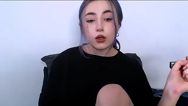 purplewitch online show from November 1, 9:46 am