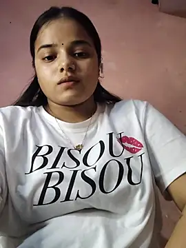 CUTE 09 online show from July 28, 3:43 pm