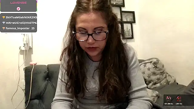 MirandaLatinaLovely online show from January 9, 7:29 pm