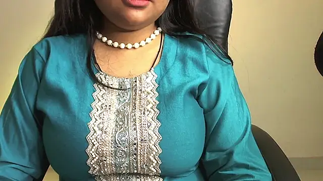 Snapshot of Kannu- chatting on October 8, 5:12 am Kannu- online show from October 8, 5:12 am
