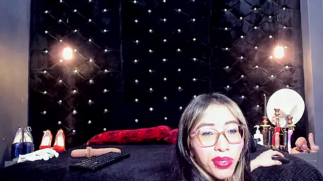 Mara Gonzalez online show from July 28, 12:48 pm