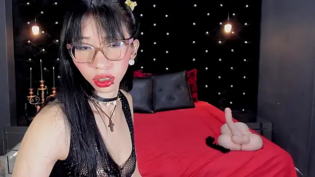 Snapshot of Mara_Gonzalez chatting on October 9, 12:31 pm Mara Gonzalez online show from October 9, 12:31 pm
