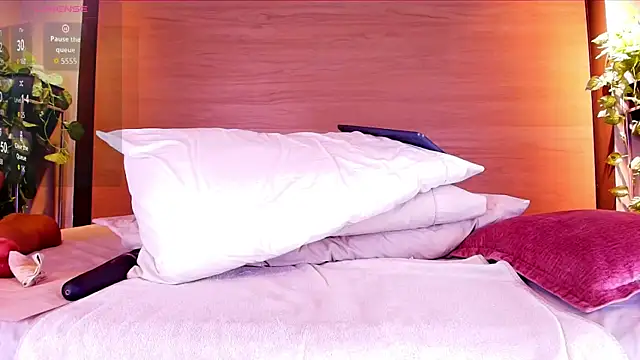 imabby monroe online show from February 7, 11:03 am