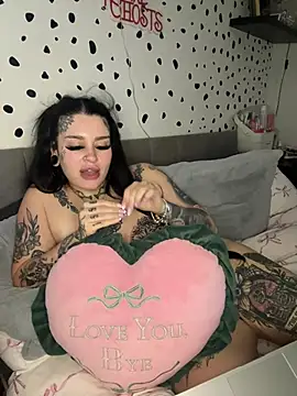 tempzzz12 online show from June 26, 1:12 pm