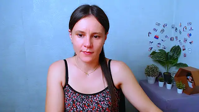 ValeriaHeart  online show from December 22, 8:45 pm