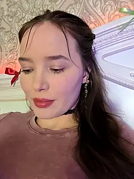 ForLoveAnd online show from March 18, 3:50 pm