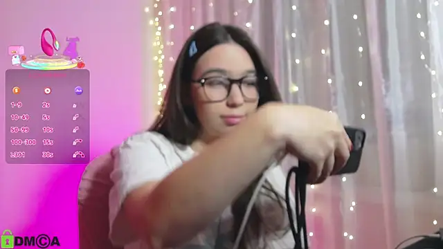 Snapshot of Arianahot777 chatting on October 11, 9:28 pm Arianahot777 online show from October 11, 9:28 pm