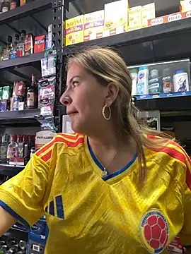 Andrea18 blonde online show from July 3, 5:19 pm