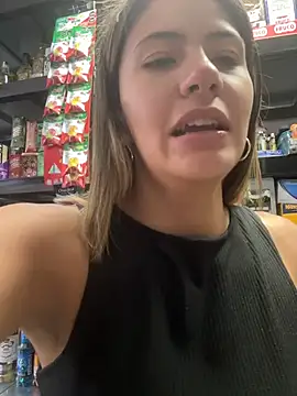 Andrea18 blonde online show from December 19, 8:56 pm