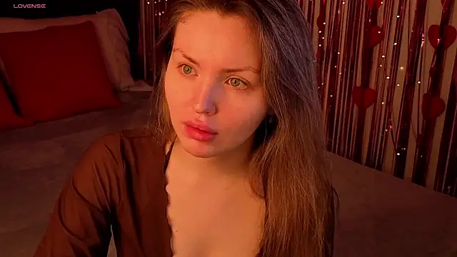 Lora Rosee online show from June 25, 2:29 pm