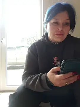 CannabisQueenn online show from February 10, 8:06 am