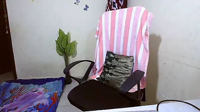 Rubi-Ji online show from October 26, 10:49 pm