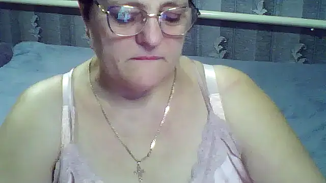 ElzaJewel online show from February 28, 9:25 pm