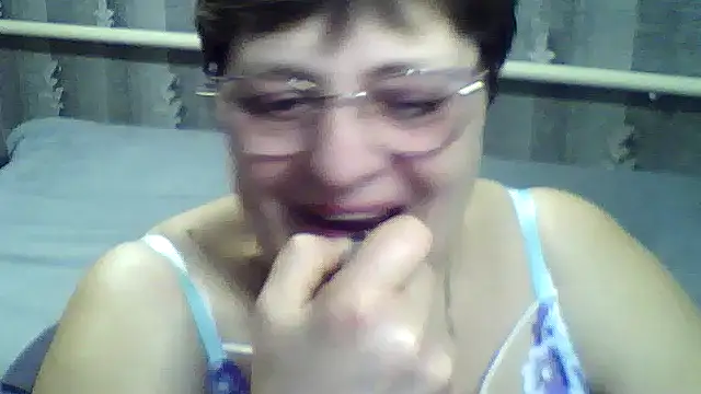 ElzaJewel online show from February 15, 4:28 pm