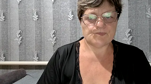 ElzaJewel online show from July 8, 10:34 pm