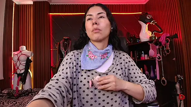 XiaQueen online show from November 8, 8:14 pm