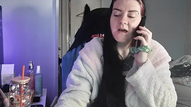 AureliaXOX online show from November 14, 10:04 am