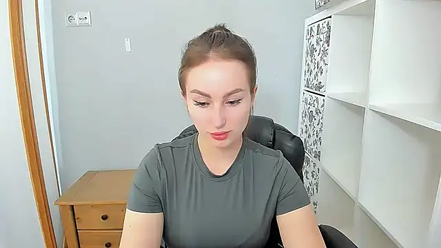Snapshot of DonnaCam chatting on September 14, 7:34 pm DonnaCam online show from September 14, 7:34 pm