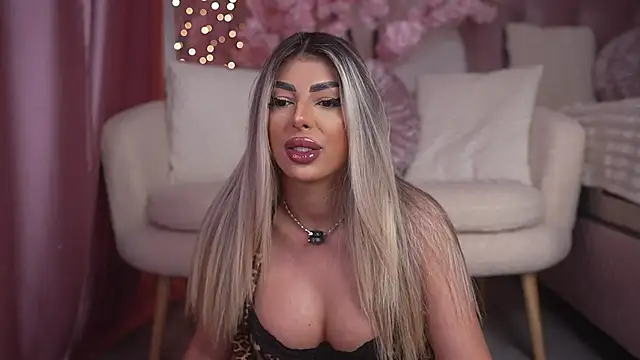 emma godess online show from June 12, 9:56 pm