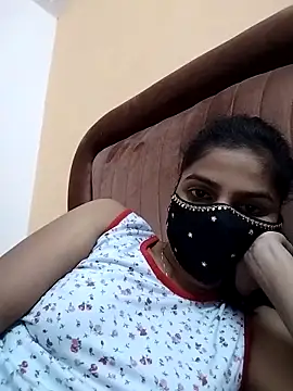 fuungirl38 online show from April 29, 5:40 pm