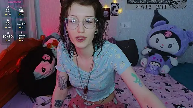 lissaros online show from February 12, 1:57 pm