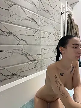 Celine Roxelle online show from March 6, 8:26 pm