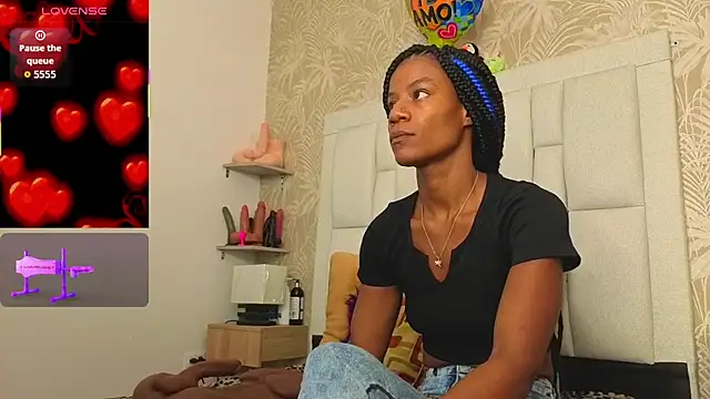 dafnnelewis online show from June 8, 12:06 pm