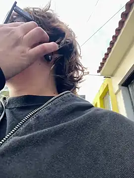 Maggie Geller online show from February 19, 9:46 pm