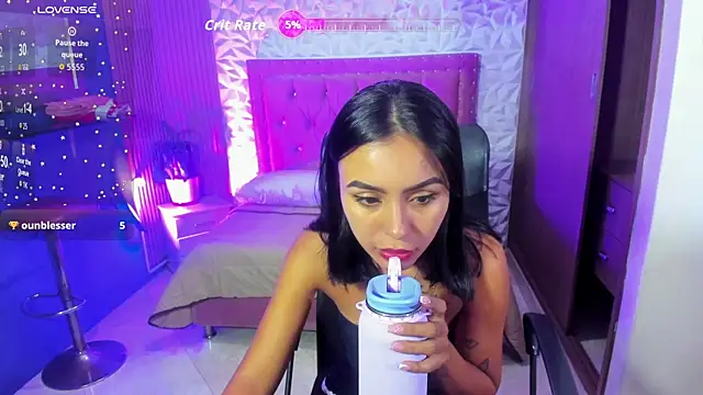 julieta fn online show from June 17, 3:02 pm