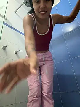 julieta fn online show from July 18, 2:41 pm