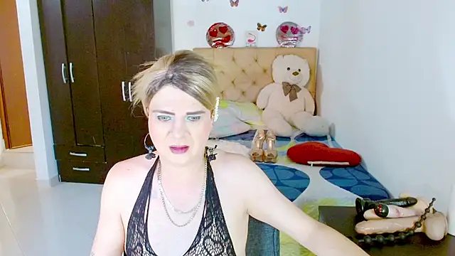 Dolldirtyxxx online show from June 27, 10:16 pm
