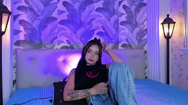 Snapshot of Sami_Evanns chatting on October 3, 3:55 am Sami Evanns online show from October 3, 3:55 am