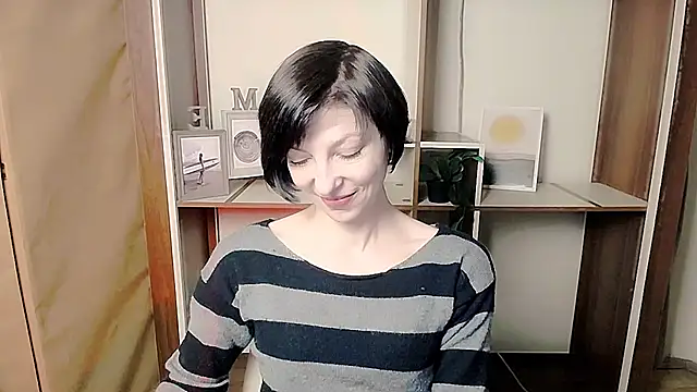  AngeliaFlow  online show from February 4, 9:23 am