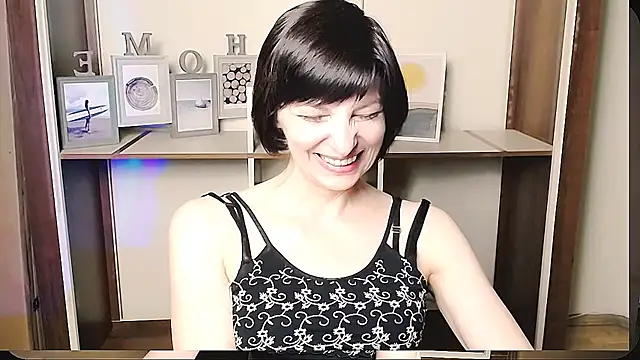  AngeliaFlow  online show from June 27, 12:22 pm