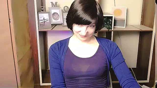  AngeliaFlow  online show from April 28, 8:07 am