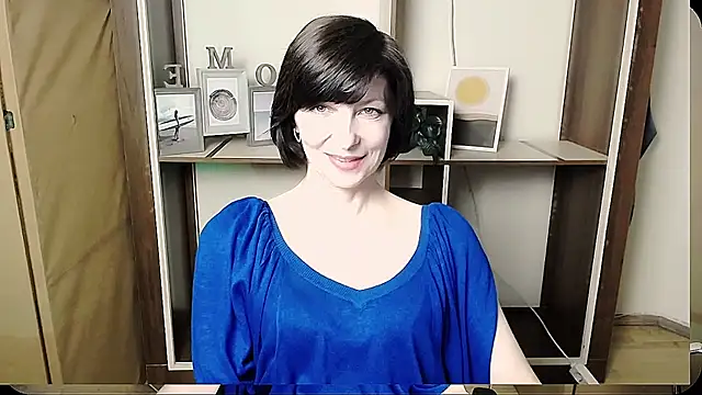  AngeliaFlow  online show from June 4, 7:35 am