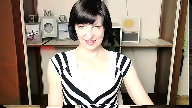  AngeliaFlow  online show from July 4, 9:05 am